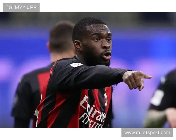 托莫里续约至2030年,年薪400万欧元稳固后防核心地位